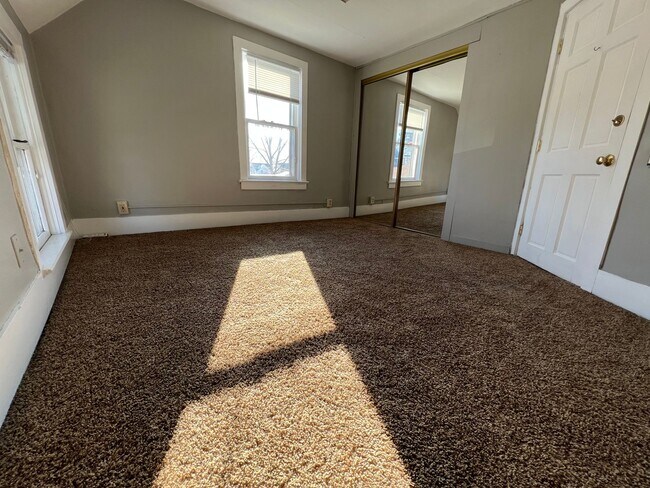 Foto del edificio - 812 7th Ave S