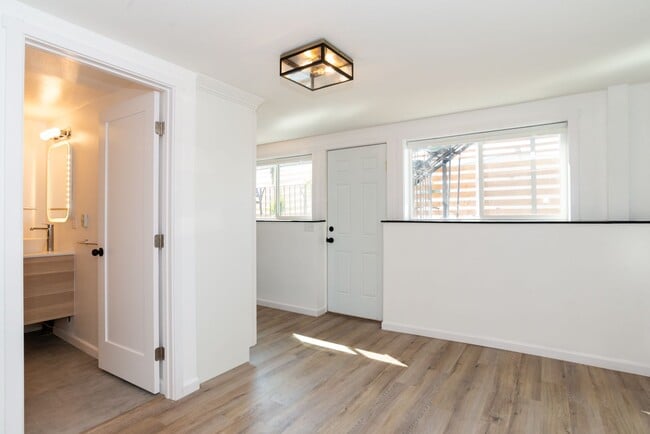 Foto del edificio - 822 6th Ave N