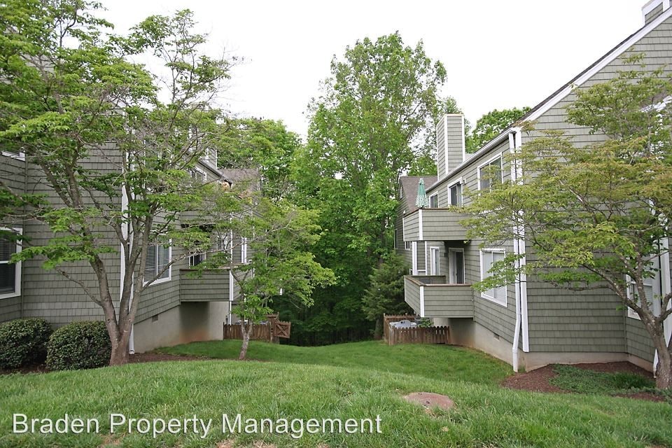 Primary Photo - 3 br, 2 bath House - 1280 Clifden Greene