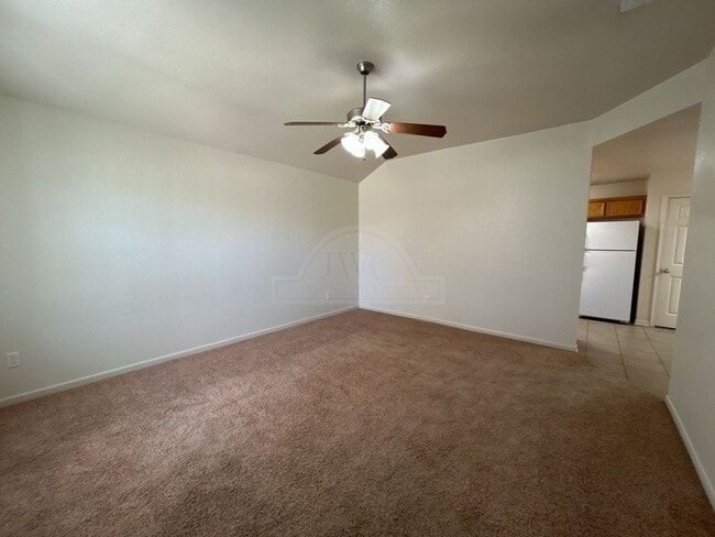 Foto del edificio - 1405 Cinch Dr