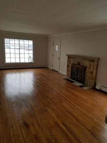 Foto del edificio - 10371 Albion Rd
