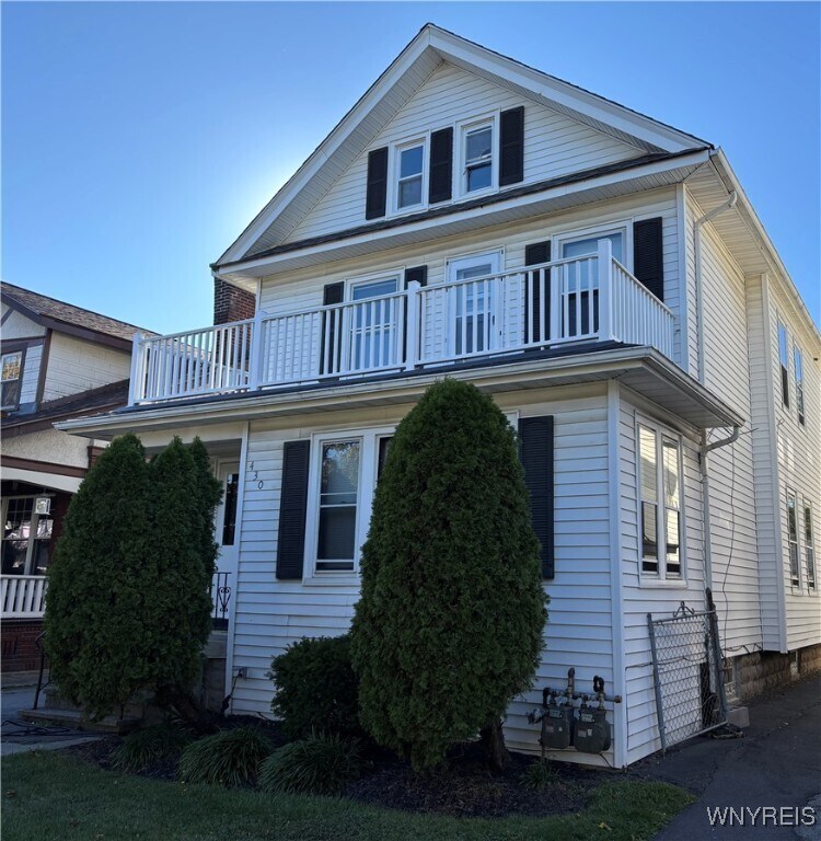 Primary Photo - 430 Colvin Ave