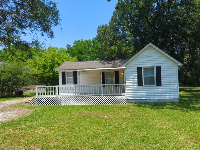 Building Photo - East Ridge 2 Bedroom House