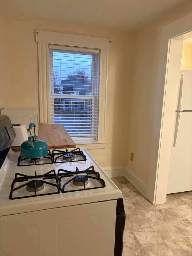 Building Photo - 149 Cutler Ave