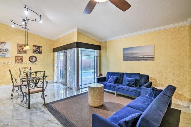 Foto del edificio - 4 br, 3.5 bath House - 531 SW 167th Ter