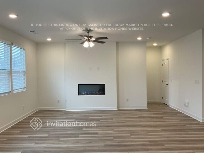 Foto del edificio - 195 E Millbrook Dr