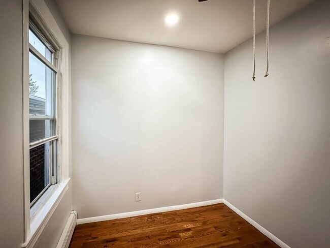 Foto del edificio - 132 Grace St