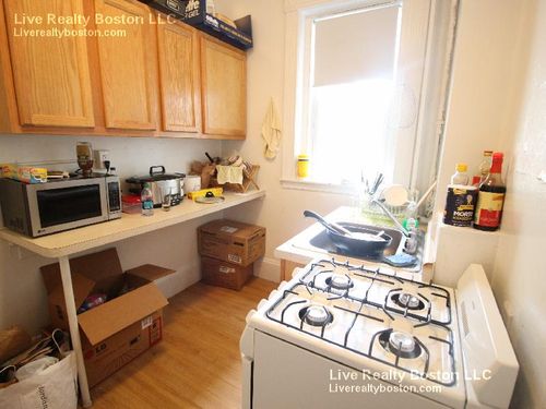 Building Photo - 1336 Commonwealth Ave