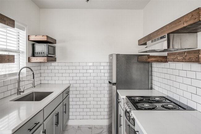 Foto del edificio - 4204 Lovejoy St