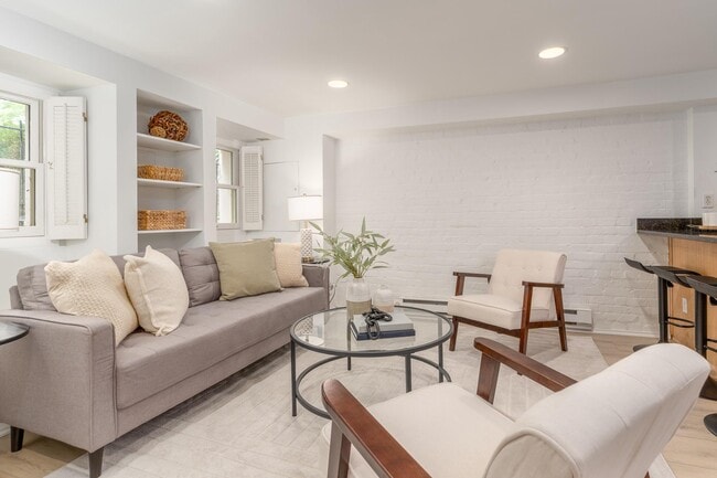 Photo - 1683 35th St NW House