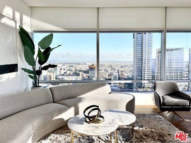 Foto del edificio - 900 W Olympic Blvd