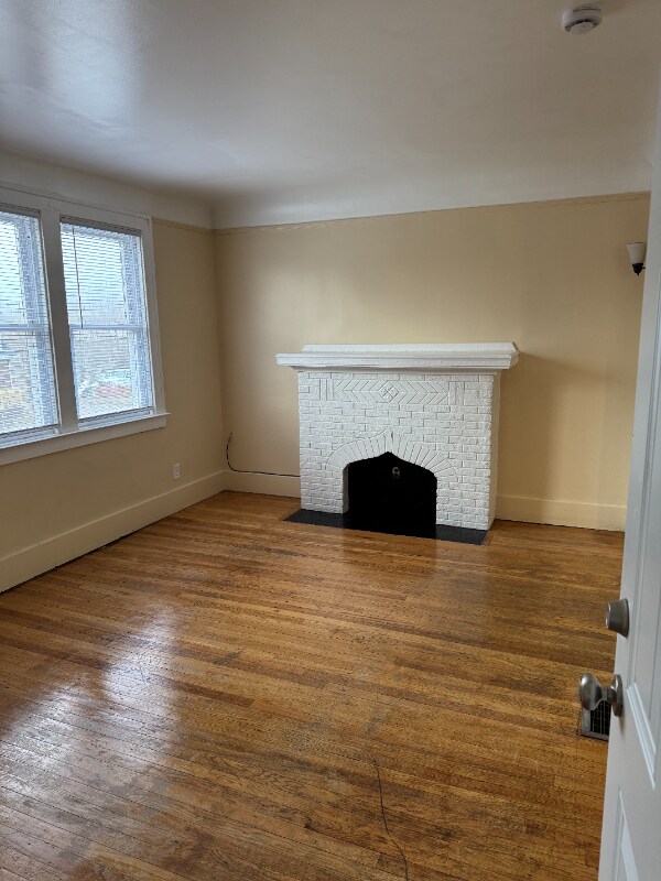 Building Photo - 15878 Kentucky St