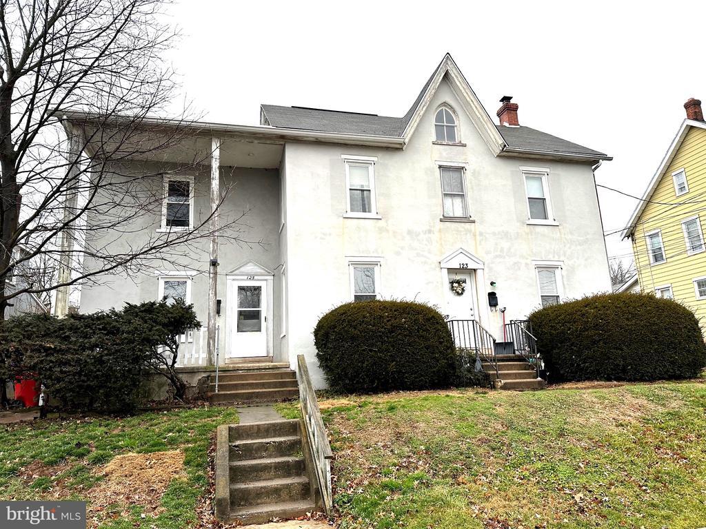 Primary Photo - 125 Green St