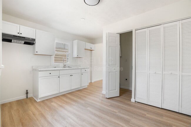 Photo - 320 N 36th St Apartment