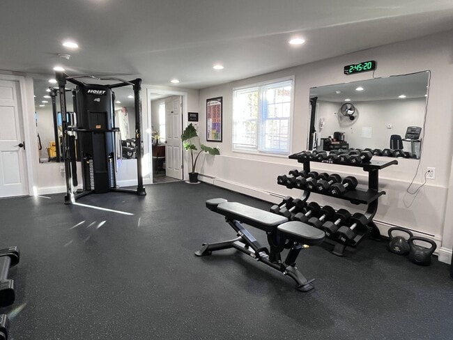 Building Photo - Dover Heights