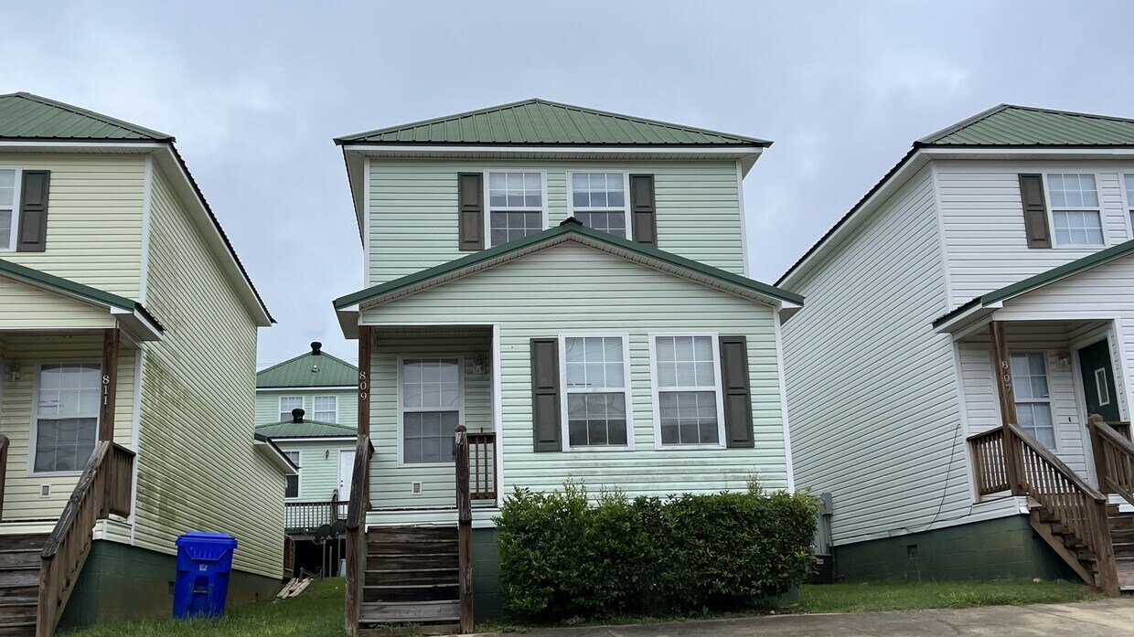 Foto principal - 809 Folmar St