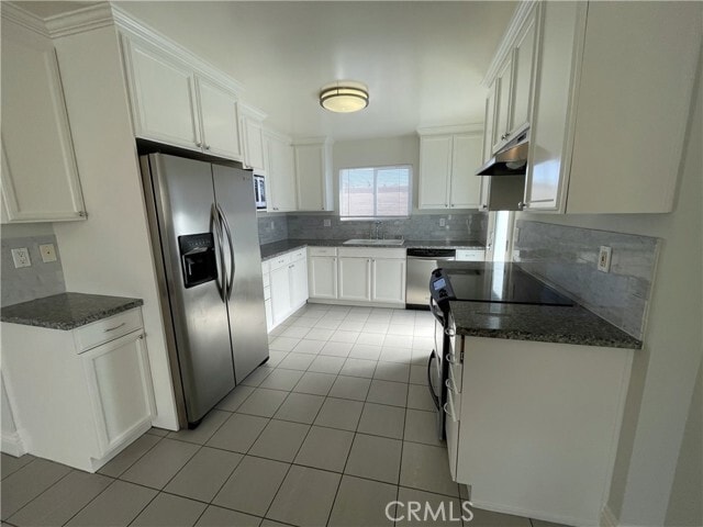 Building Photo - 1401 E 3rd St