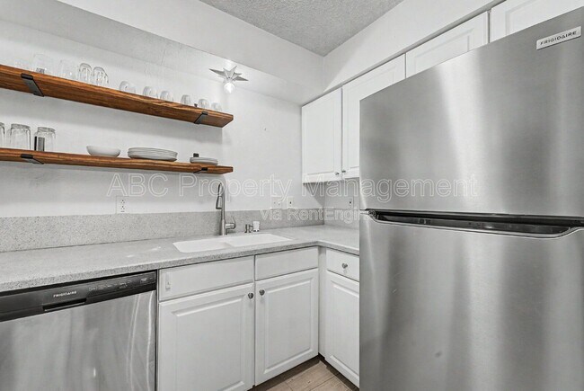 Foto del edificio - 2 William Ln