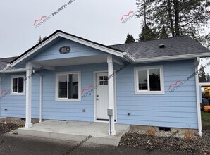 Building Photo - 1818 Brenda Ln