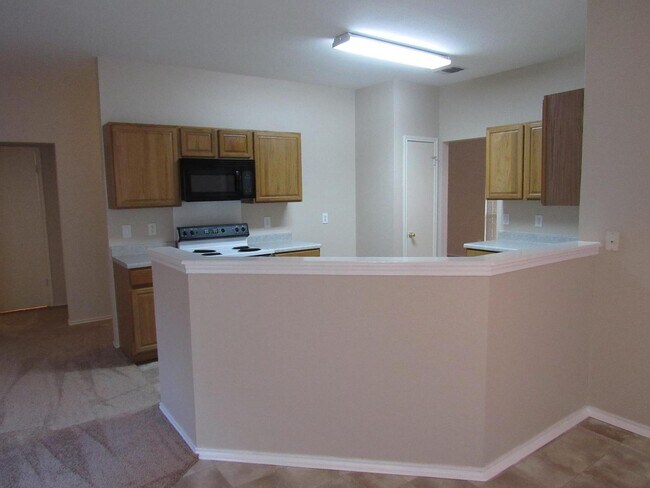 Foto del edificio - 3 - BEDROOM IN KNOLLCREEK