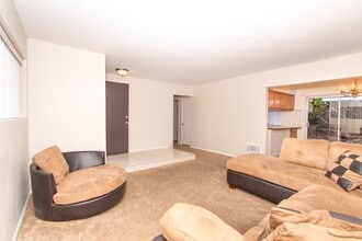 Building Photo - 7930 Mission Center Ct