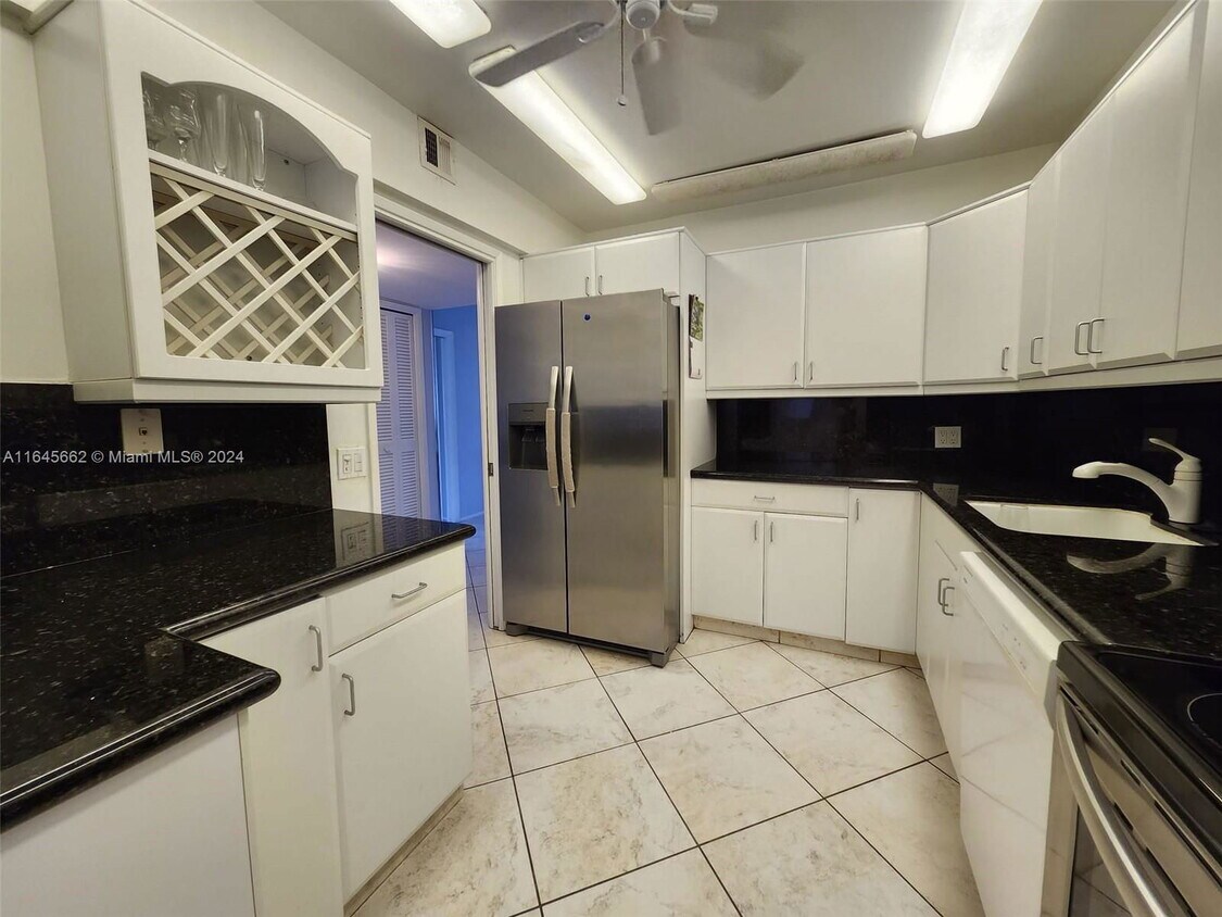 Photo - 3250 North Palm Aire Drive Apt ##111, Pompano Beach, FL 33069 - 3 BR 2 BA Condo