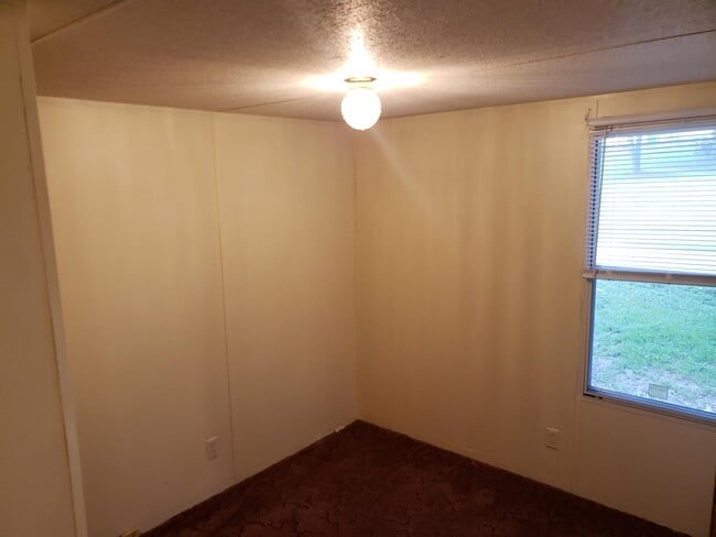 Building Photo - 169 Ransdell Ln