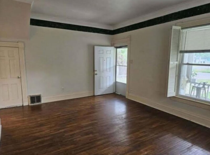 Foto principal - 1245 SW Clay St