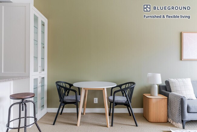 Foto del edificio - 420 7th St NW