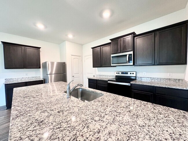 Building Photo - Beautiful Home in Converse!