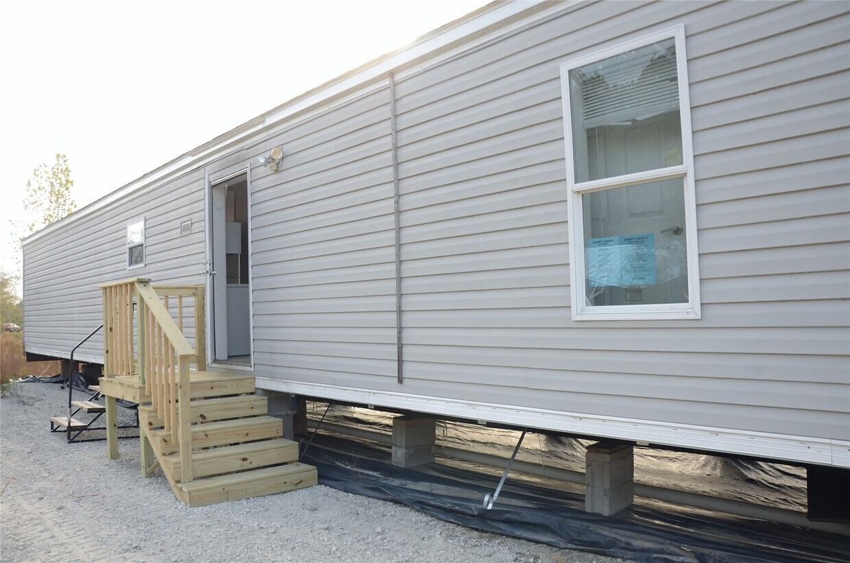 Foto principal - 725 County Rd 5007