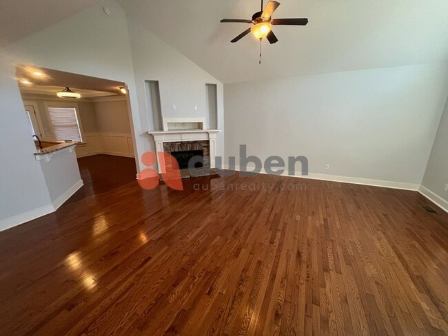 Photo - 7302 Klingler Lane House