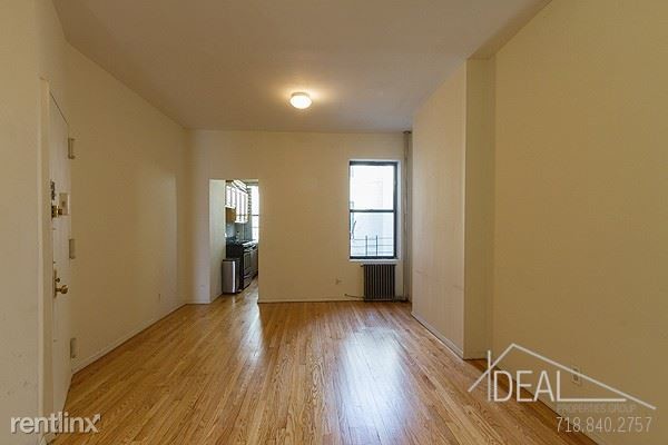 Foto principal - 634 Grand Ave