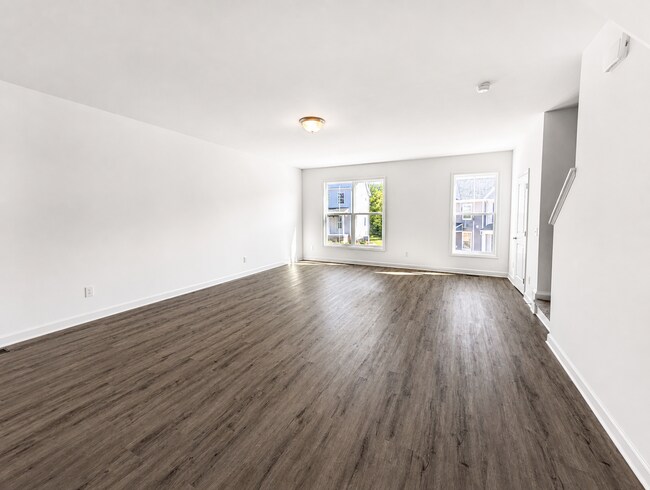 Foto del edificio - Modern Blacksburg Townhome with Garage, Balcony, Internet & Water Included with the Rent