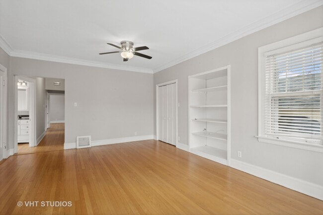 Building Photo - 1131 Curtiss St