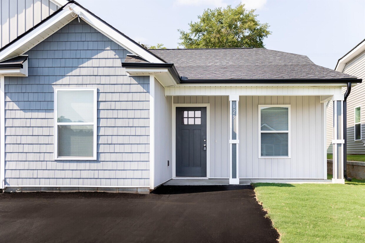 Foto principal - 704 Lamina Dr
