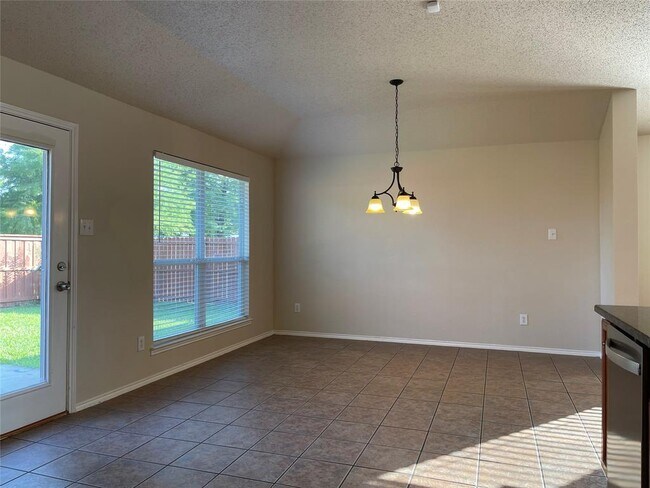 Building Photo - 9801 Nixon Dr