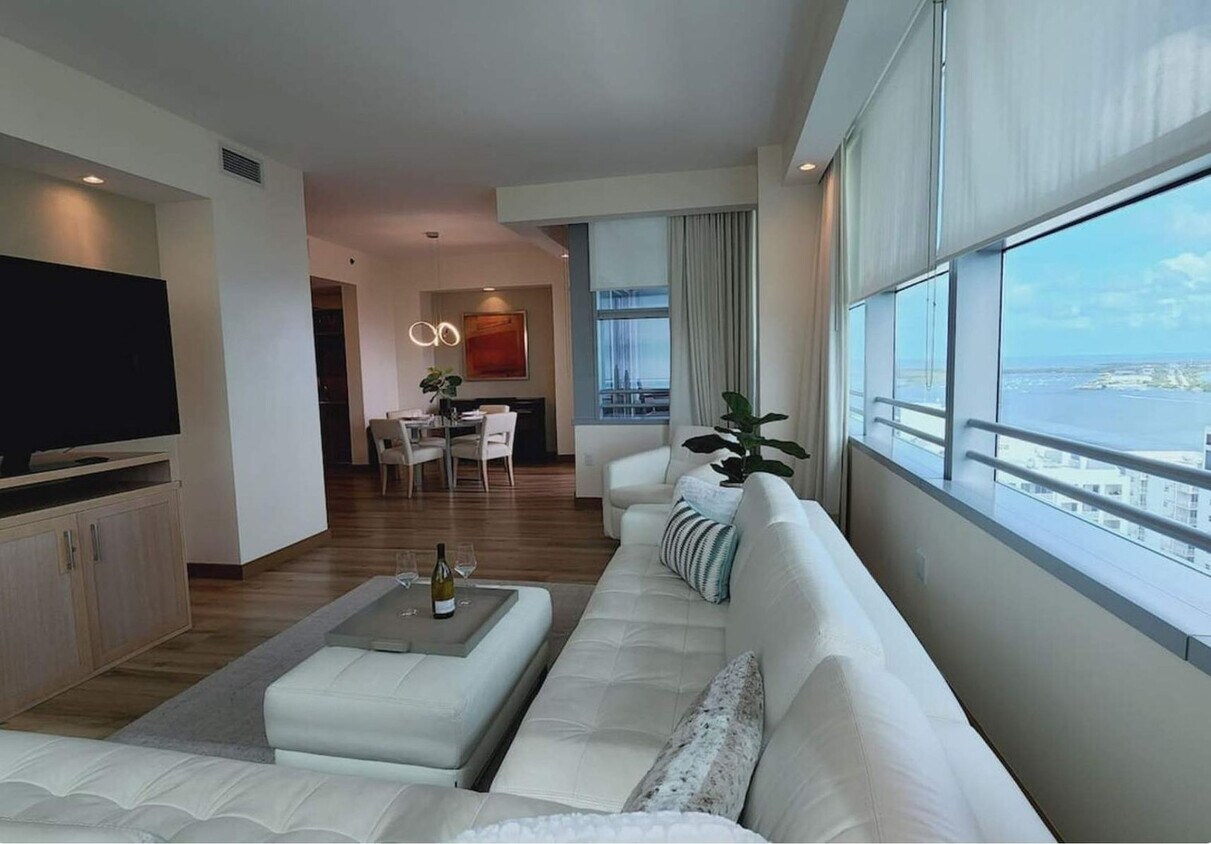 Foto principal - 1395 Brickell Ave