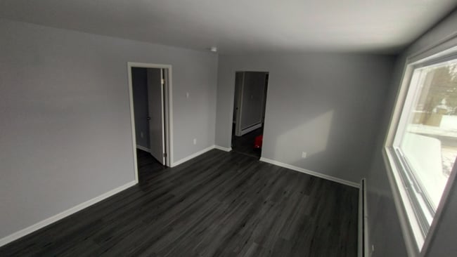 Foto del edificio - 57 Kirby Ave