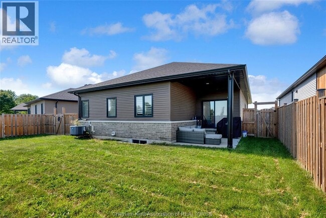 Building Photo - 248 Moonstone Cres