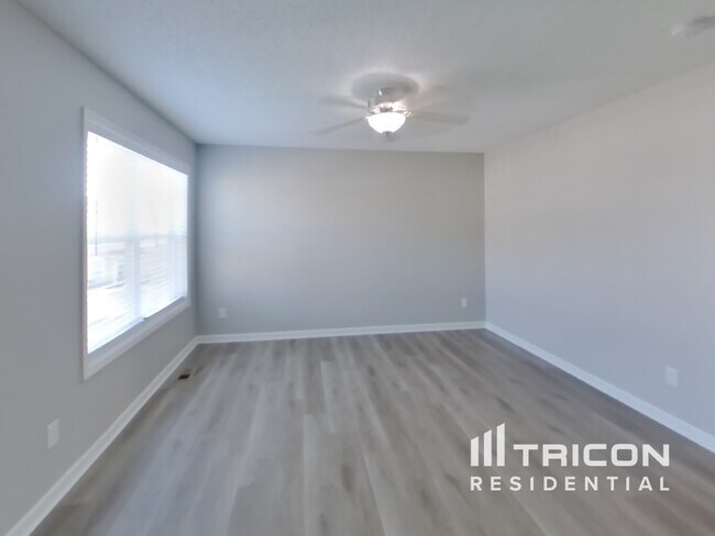 Foto del edificio - 8303 Norwood Ln N