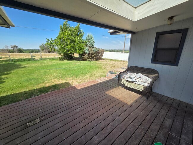 Foto del edificio - 2215 Terrace Dr