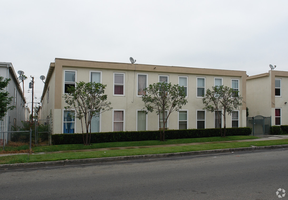 Building Photo - Wilson Apartments