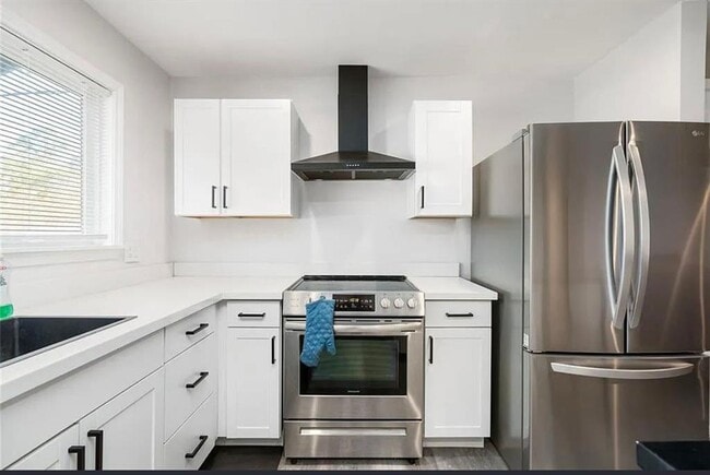 Building Photo - 607 Cactus Dr