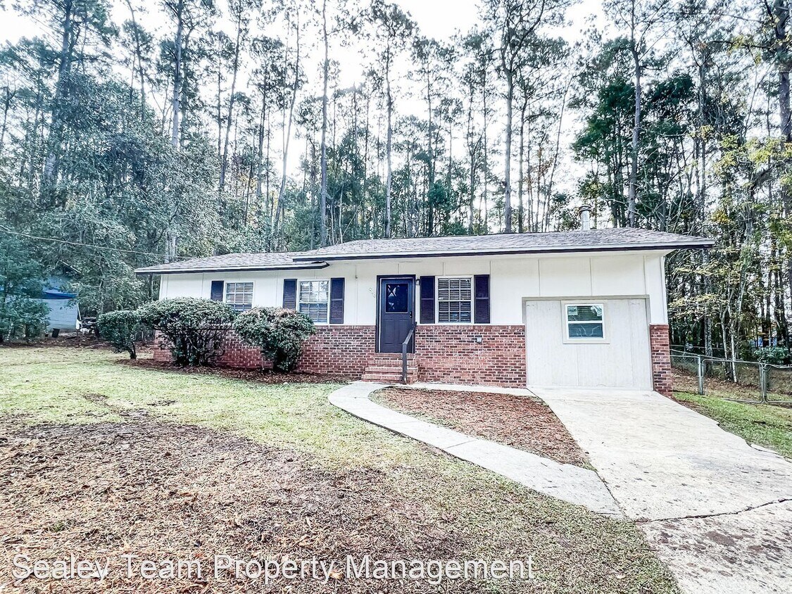 Primary Photo - 3 br, 2 bath House - 809 Millard St