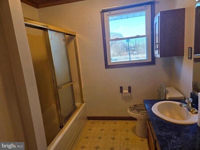 Foto del edificio - 15329 Church Ln