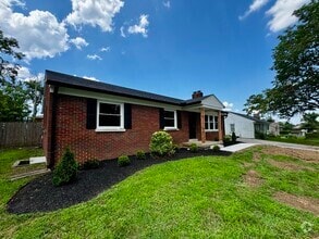 Building Photo - 1821 Blue Ridge Dr