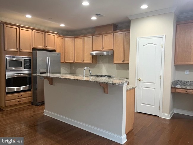 Building Photo - 225 Clermont Dr