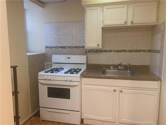 Foto del edificio - 464 3rd St