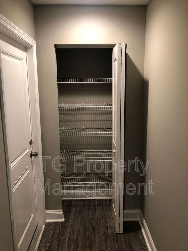 Foto del edificio - 5309 Riley Oaks Trl